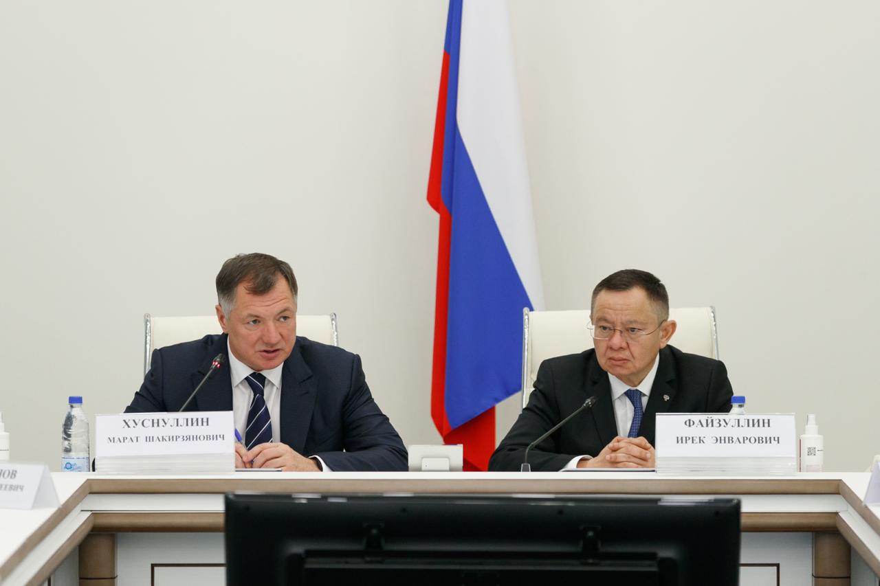 Заместитель Председателя Правительства России Марат Хуснуллин 11 ноября представил коллективу Минстроя России нового главу ведомства Ирека Файзуллина